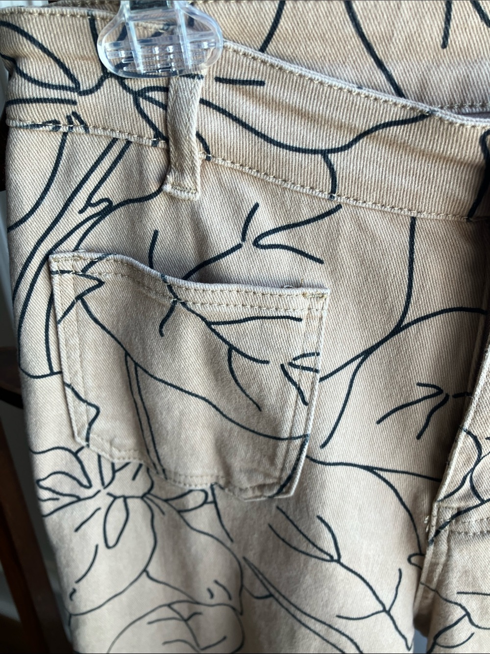 AnnieWear Floral Print Wide Leg Jeans | Raw Hem - Picture 8 of 8